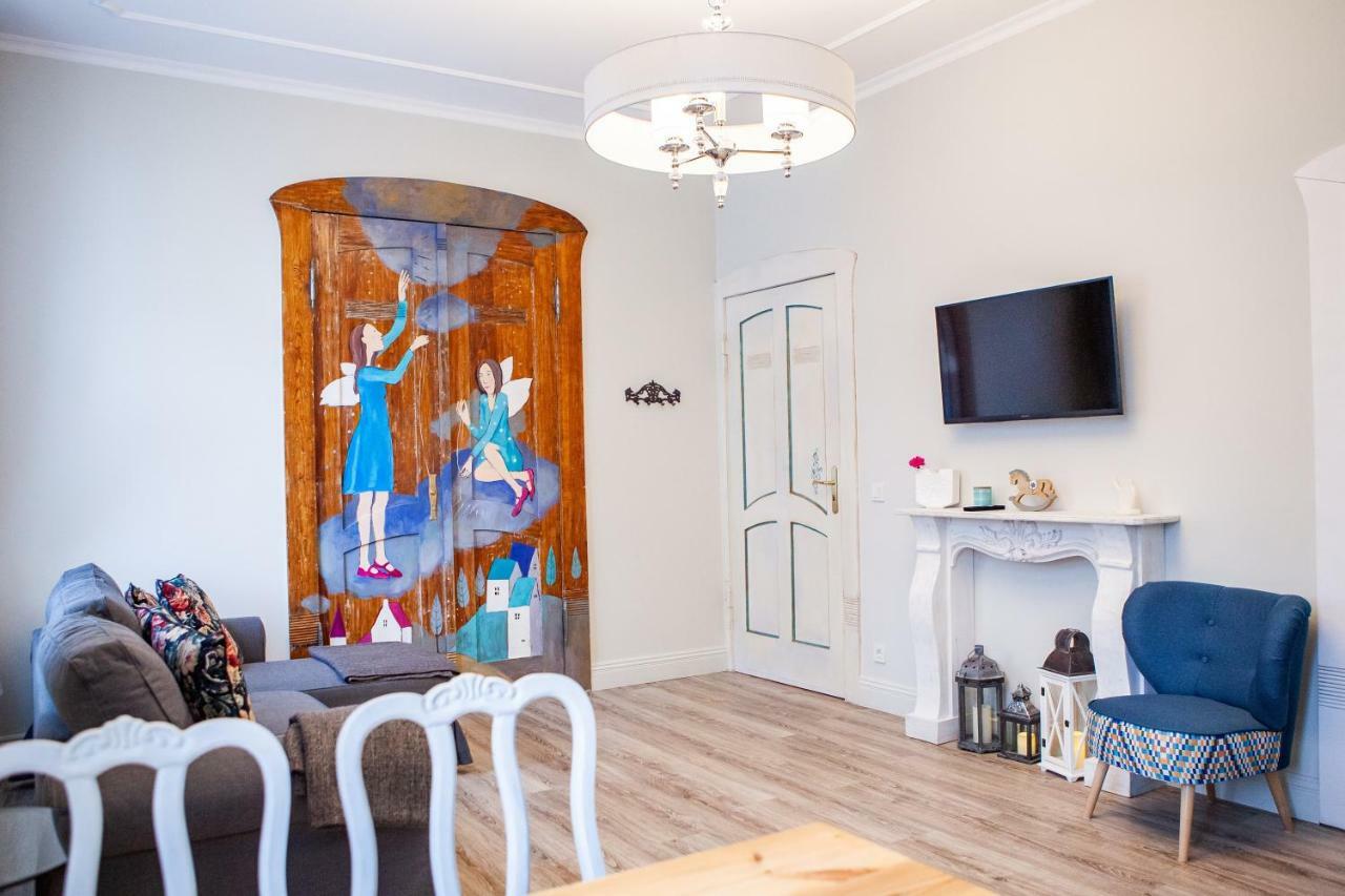 Cherry House Apartments ビィドゴシュチュ エクステリア 写真